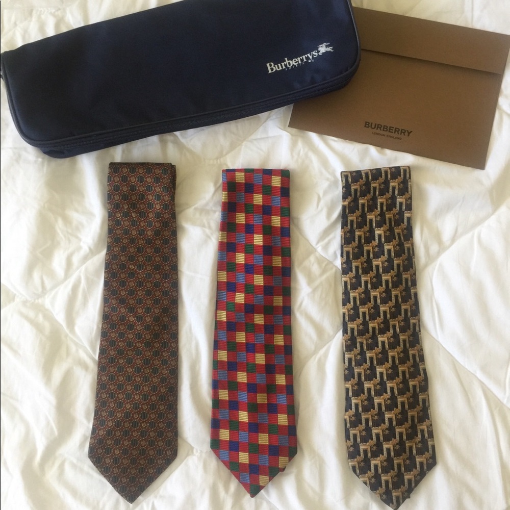 Burberry Tirs-3 Each